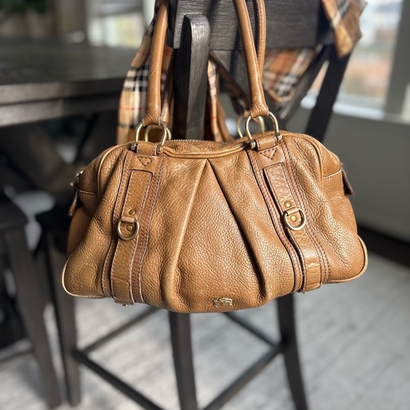 Handbags - Burberry Vintage Brown Leather Handbag
